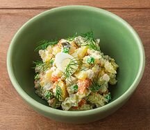 Оливье с цыплёнком