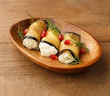 Рулетики из баклажанов с сырной начинкой