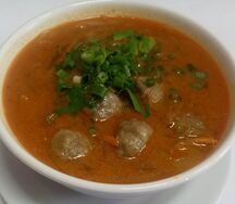 Суп с мясными фрикадельками и фунчозой