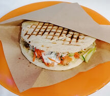 Шаверма двойная в пите