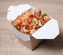Удон с креветкой и кальмаром