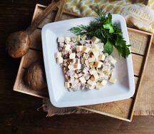 Салат из языка с курицей