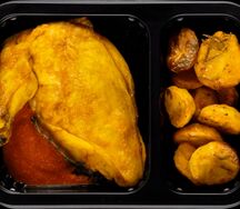 Куриная грудка с картофелем					