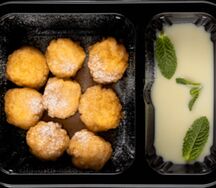 Творожные пончики с бананом 