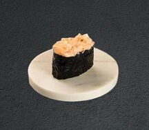 Спайси суши с креветкой