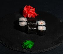 Маки ролл со снежным крабом