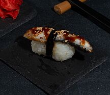 Суши с угрем