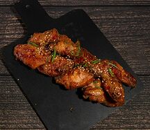 Куриные крылья в кисло-сладком соусе