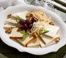 Ассорти домашних сыров