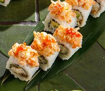 Ролл с угрем и креветкой