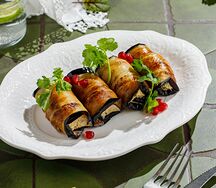Рулетики из баклажанов по-грузински