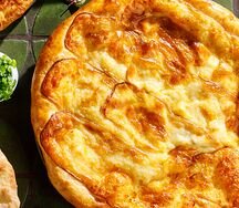 Хачапури с копченым сулугуни