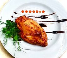 Куриное филе, фаршированное мягким сыром