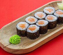 Ролл Маки с лососем