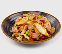 Удон с курицей и беконом