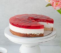 Пирог Чизкейк с клубникой 