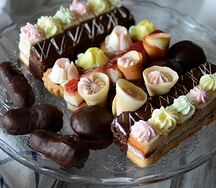 Ассорти пирожных-птифуров Ленинградский набор