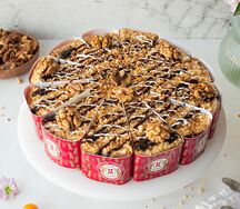 Торт Медово-сметанный с орехами