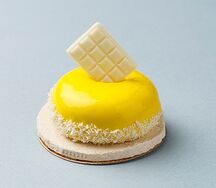 Пирожное Манго-маракуйя