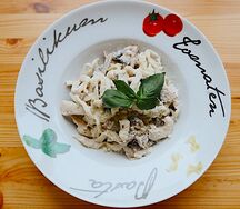 Паста курица и грибы