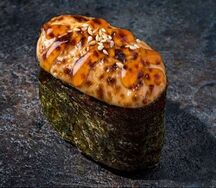 Запеченные суши с курицей