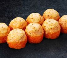 Запеченный Маасдам с лососем 