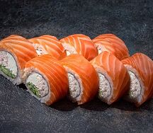 Ролл Филадельфия с крабом