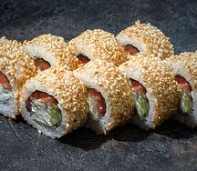 Ролл Сяке спешл маки