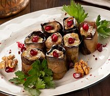 Рулетики с ореховой начинкой