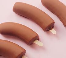 4 банана в шоколаде