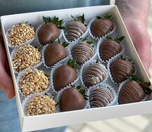 16 клубник в шоколаде №13