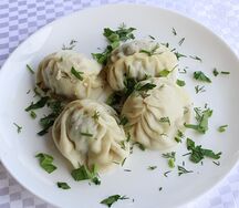 Манты со свининой (1 шт)
