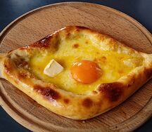 Хачапури по-аджарски 