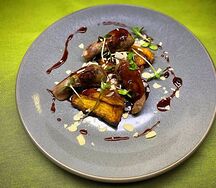 Язычки ягненка с запечённой тыквой