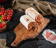 Шаурма с курицей и шашлычным соусом мини