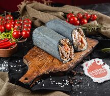 С курицей и соусом наршараб мини