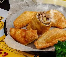 Чебурек Ми со свининой и говядиной