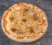 Пицца с грушей и дор блю