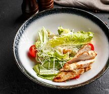 Цезарь с курицей