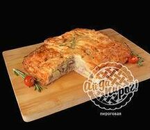 Пирог с курицей, картошкой и грибами