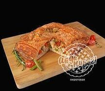 Пирог с курицей и овощами