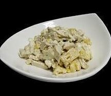 Салат курица с ананасами