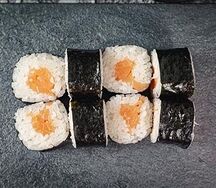 Маки с лососем