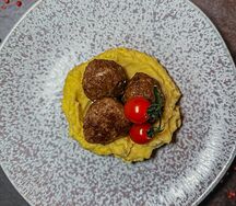 Митболы с картофельным пюре