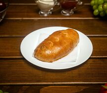 Пирожок с печенью и картофелем