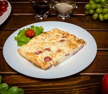 Омлет с сосисками