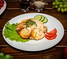 Сковородочка с горбушей и овощами