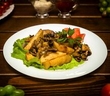 Картофель жареный с грибами