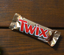Шоколадный батончик Twix
