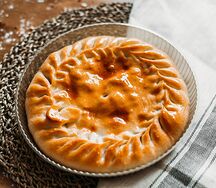 Пирог с курицей и грибами